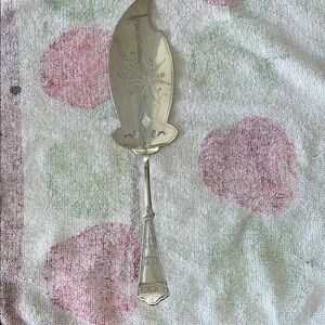 Vintage 1847 Rogers Bros A1 Silver Plate Serving Spatula 11-1/2” long